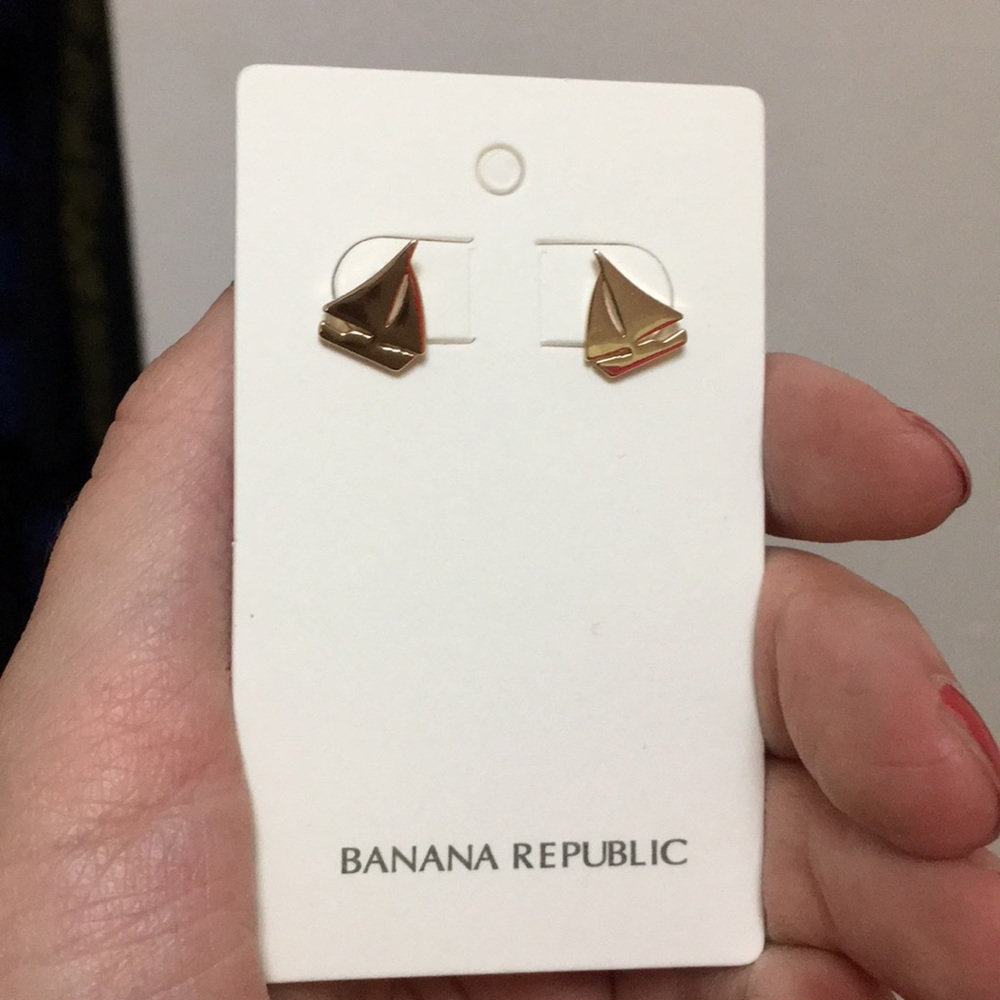 Banana Republic sailboat earrings